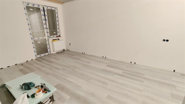 2-к квартира, 3/25 эт., 56м²