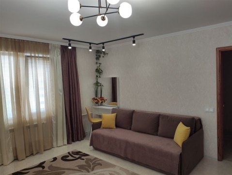 1-к квартира, 7/9 эт., 48м²