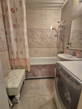 1-к квартира, 10/10 эт., 40м²