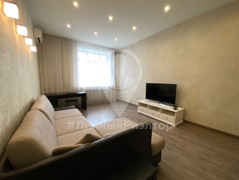 2-к квартира, 6/6 эт., 79м²