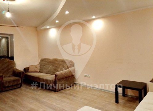 2-к квартира, 1/10 эт., 70м²